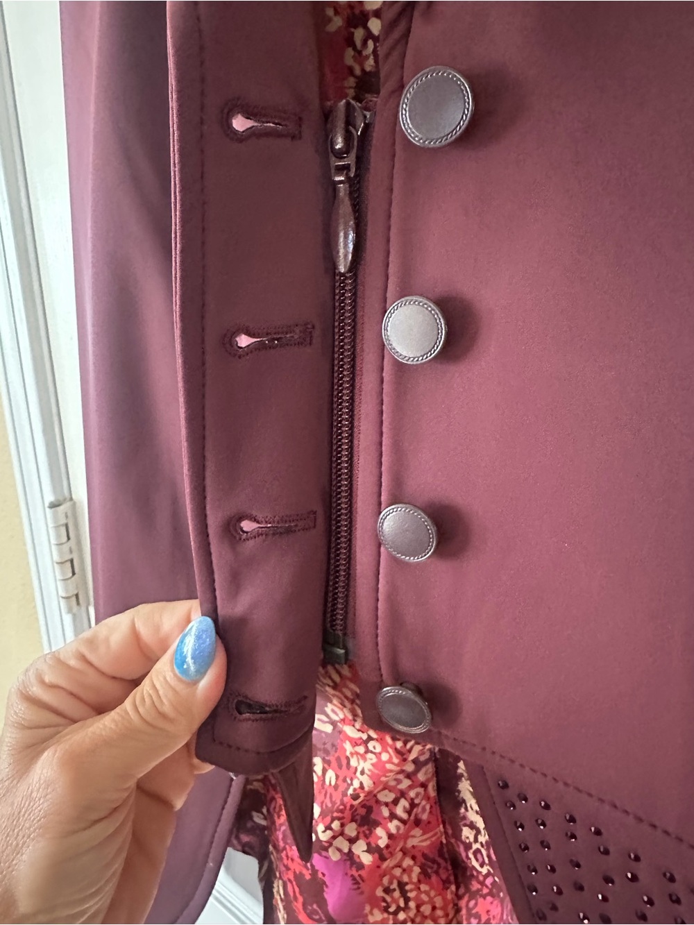 Ovation Deepest Plum Embellished Short Tail Equestrian Show Coat, size 14 - Picture 7 of 9